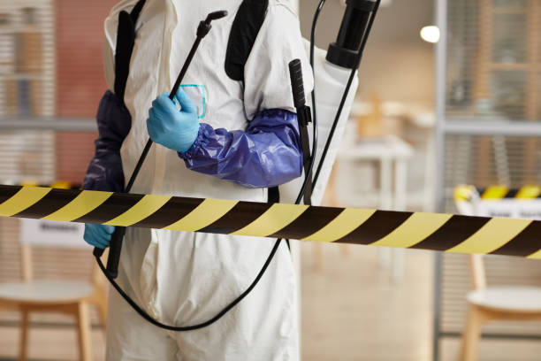 Professional Trauma Scene Cleanup technician working in Mendon, IL